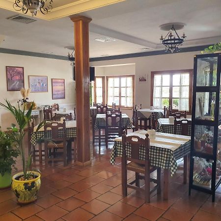 Almuradiel Hotel-Restaurante Venta Tomas מראה חיצוני תמונה