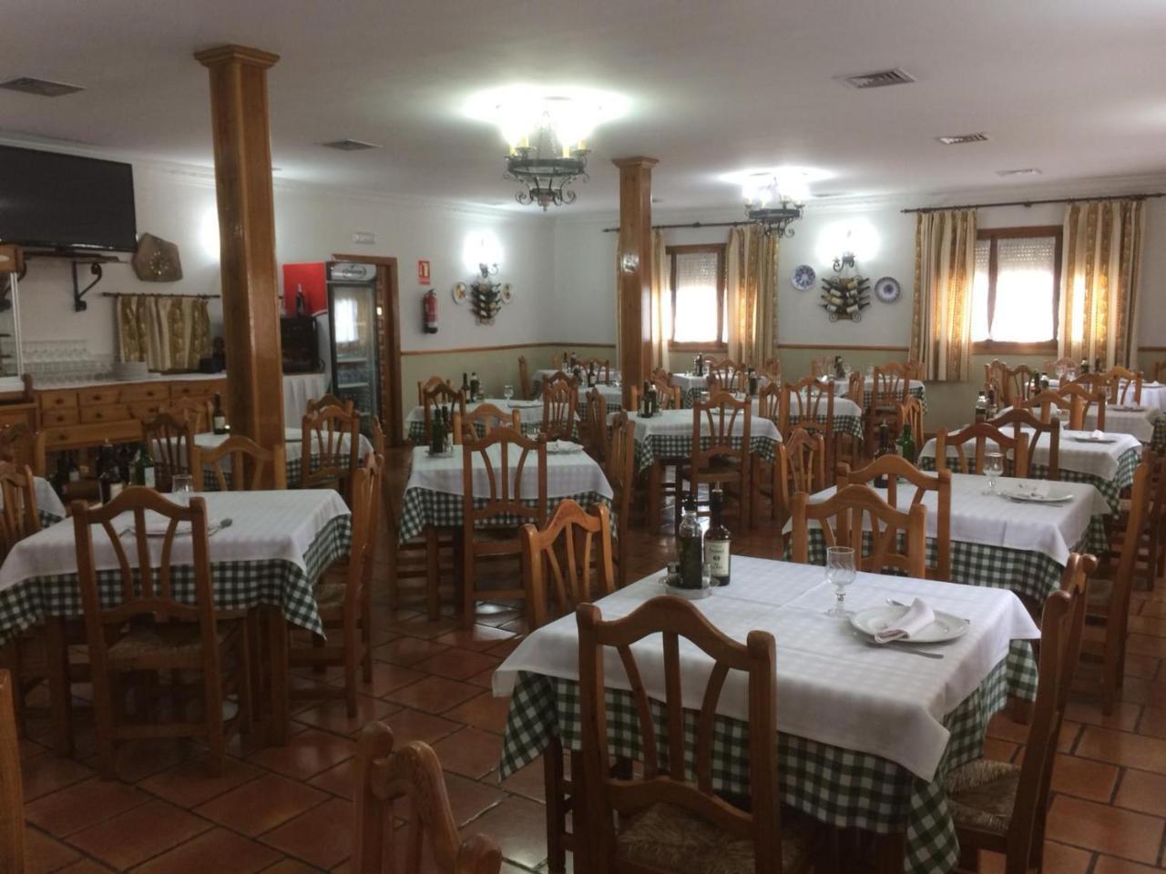Almuradiel Hotel-Restaurante Venta Tomas מראה חיצוני תמונה